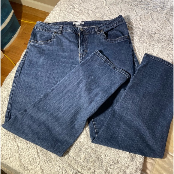 PENDLETON Women’s Medium Wash Mid-rise Straight leg Jean Size 16 - Picture 6 of 6